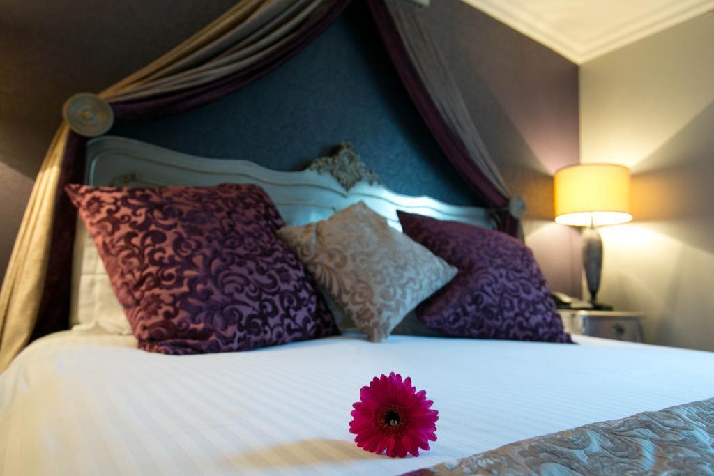 Greenvale Hotel Cookstown Dış mekan fotoğraf