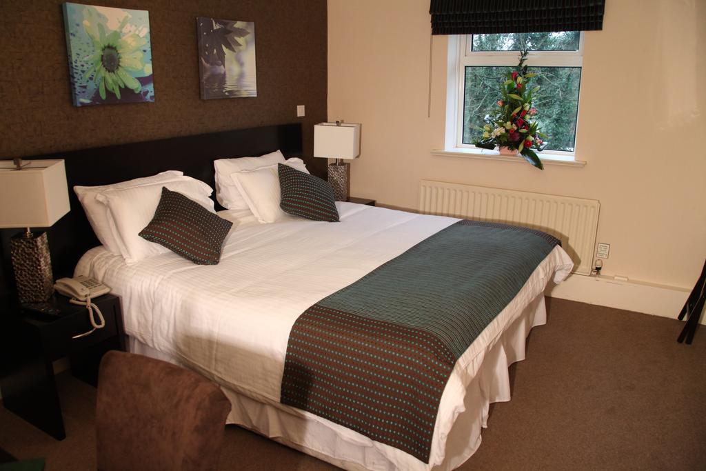 Greenvale Hotel Cookstown Oda fotoğraf