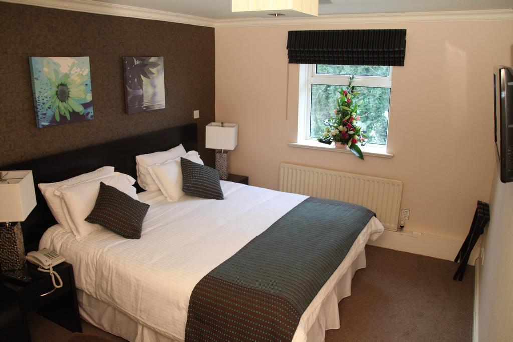 Greenvale Hotel Cookstown Dış mekan fotoğraf